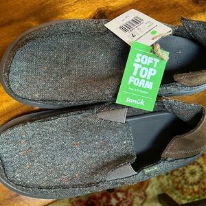 New Sanuk Vagabond Slip On Shoes